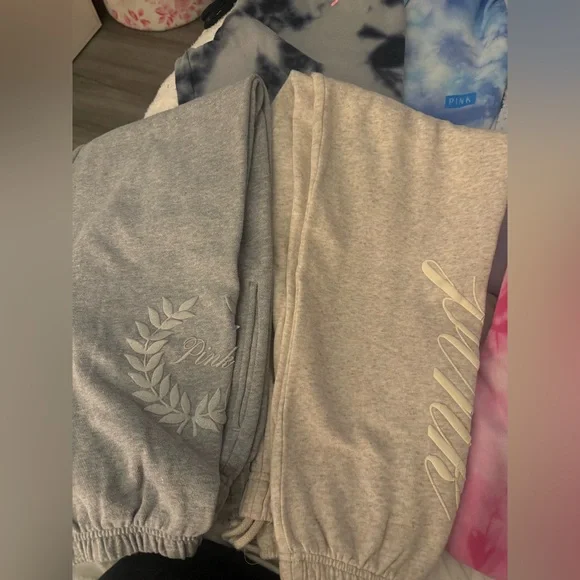 PINK VS XS-M SWEATPANTS BUNDLE - Picture 11 of 11